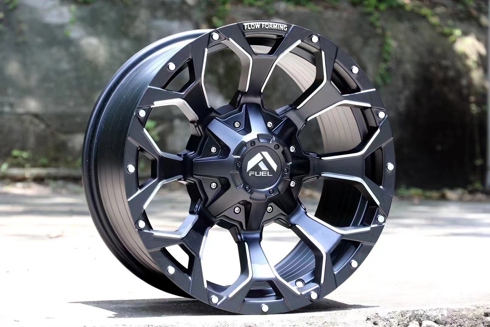 Комплект оригинальных дисков Fonyee D547 R18 9j ET18 5x139.7/150