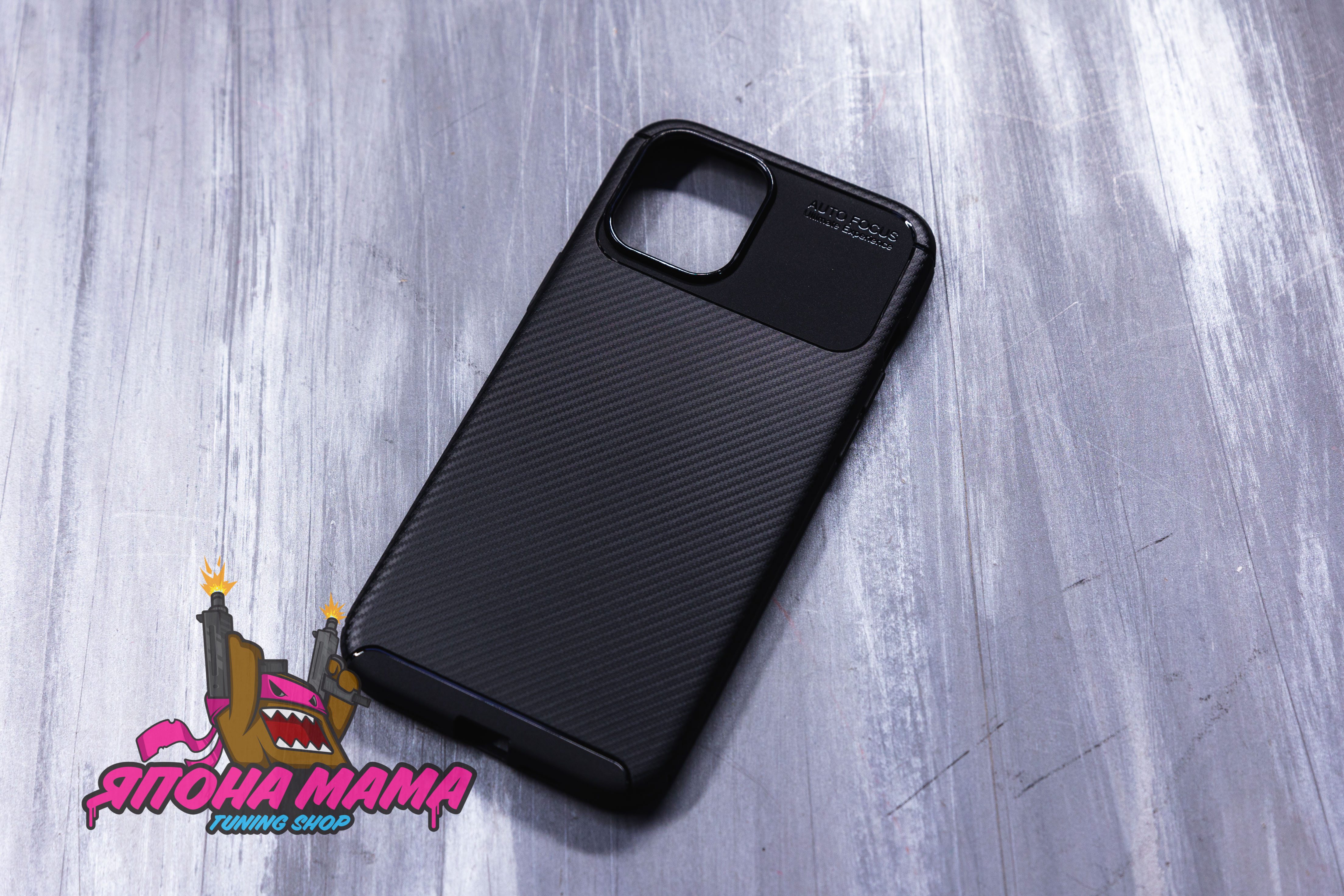 Силиконовый чехол под карбон на IPhone 12 Pro Max
