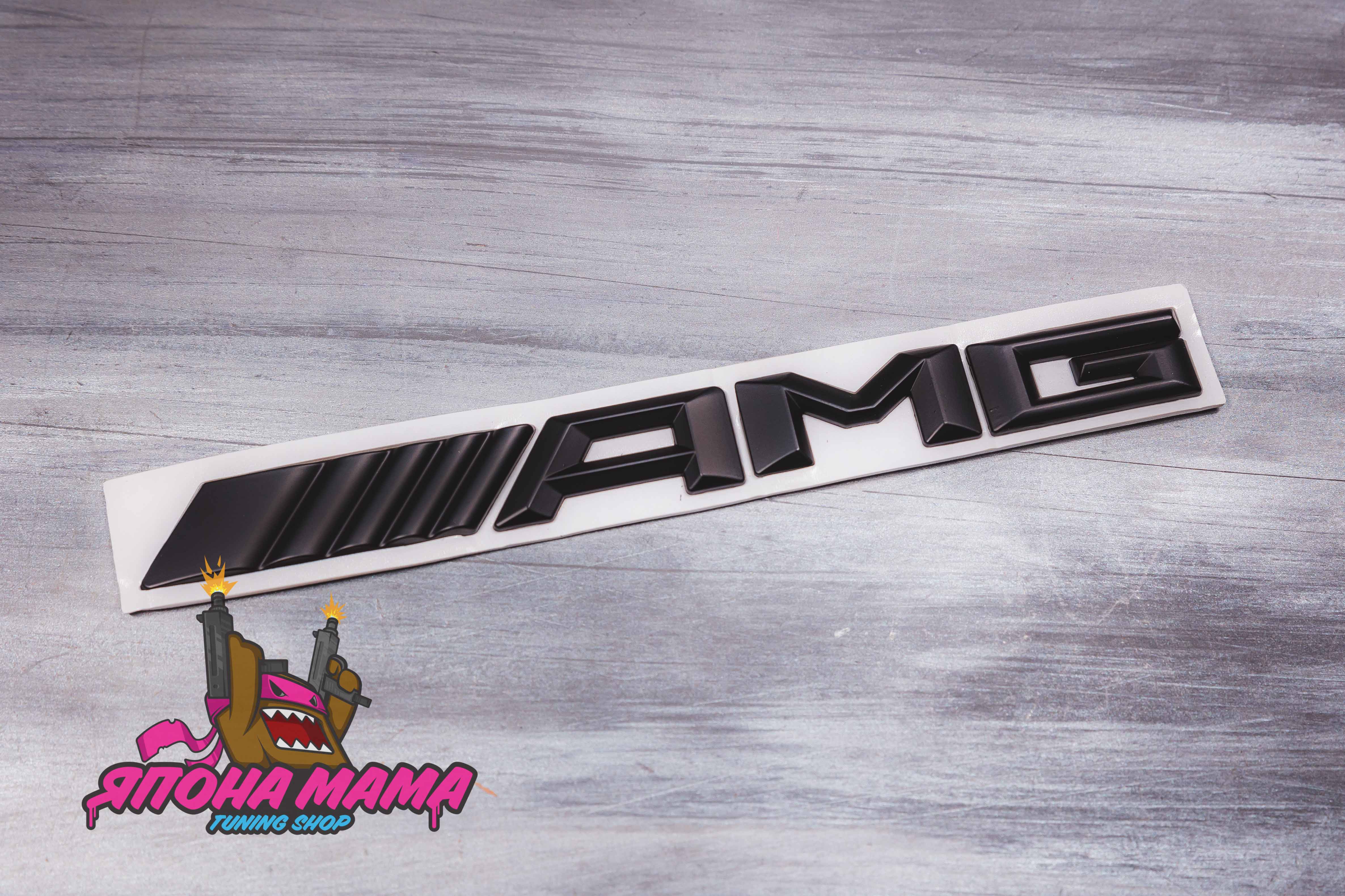 Шильдик AMG
