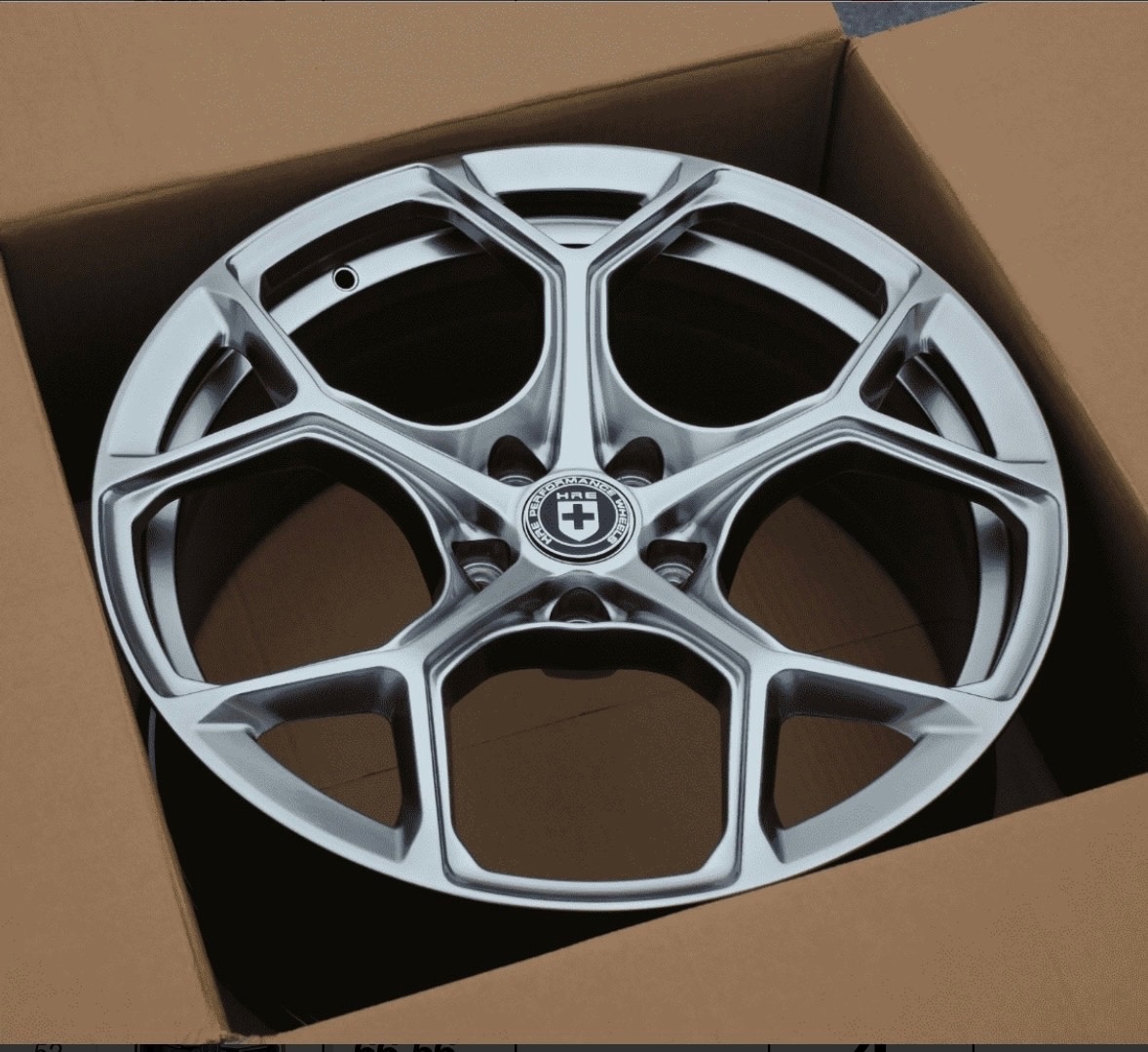 Комплект дисков HRE R20 8.5J 5x114.3 ET35