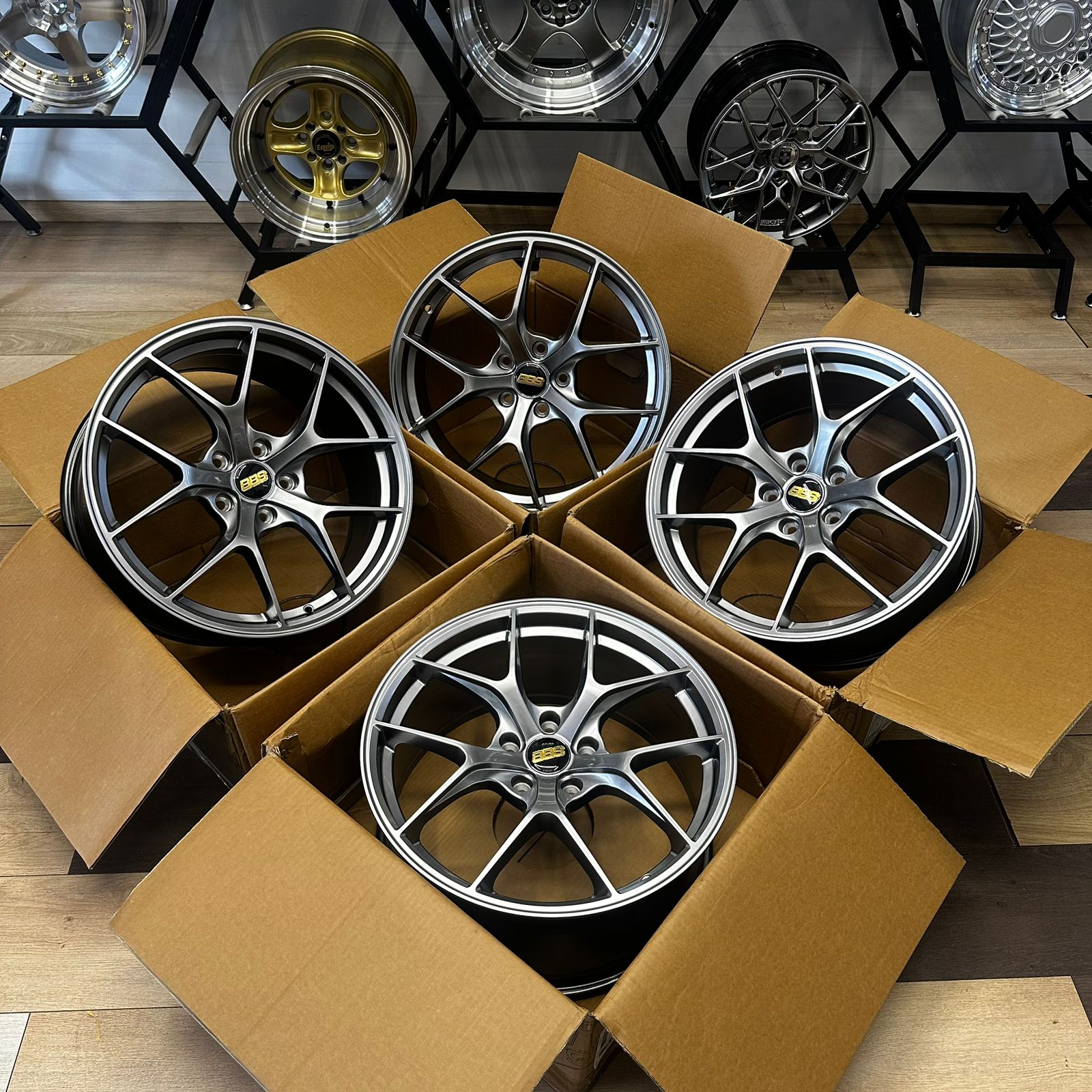 Комплект дисков BBS FI-R R18 8.5j ET35 5x112 (Hyper black) 2