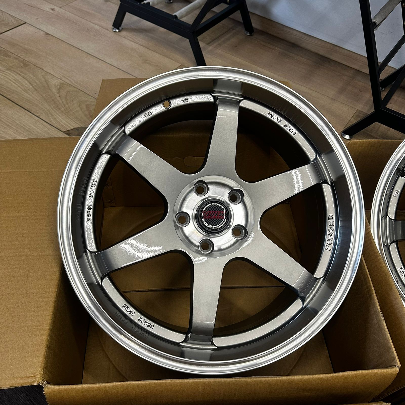 Комплект дисков Volk Racing TE37 R19 8.5J ET35 5x114.3 3