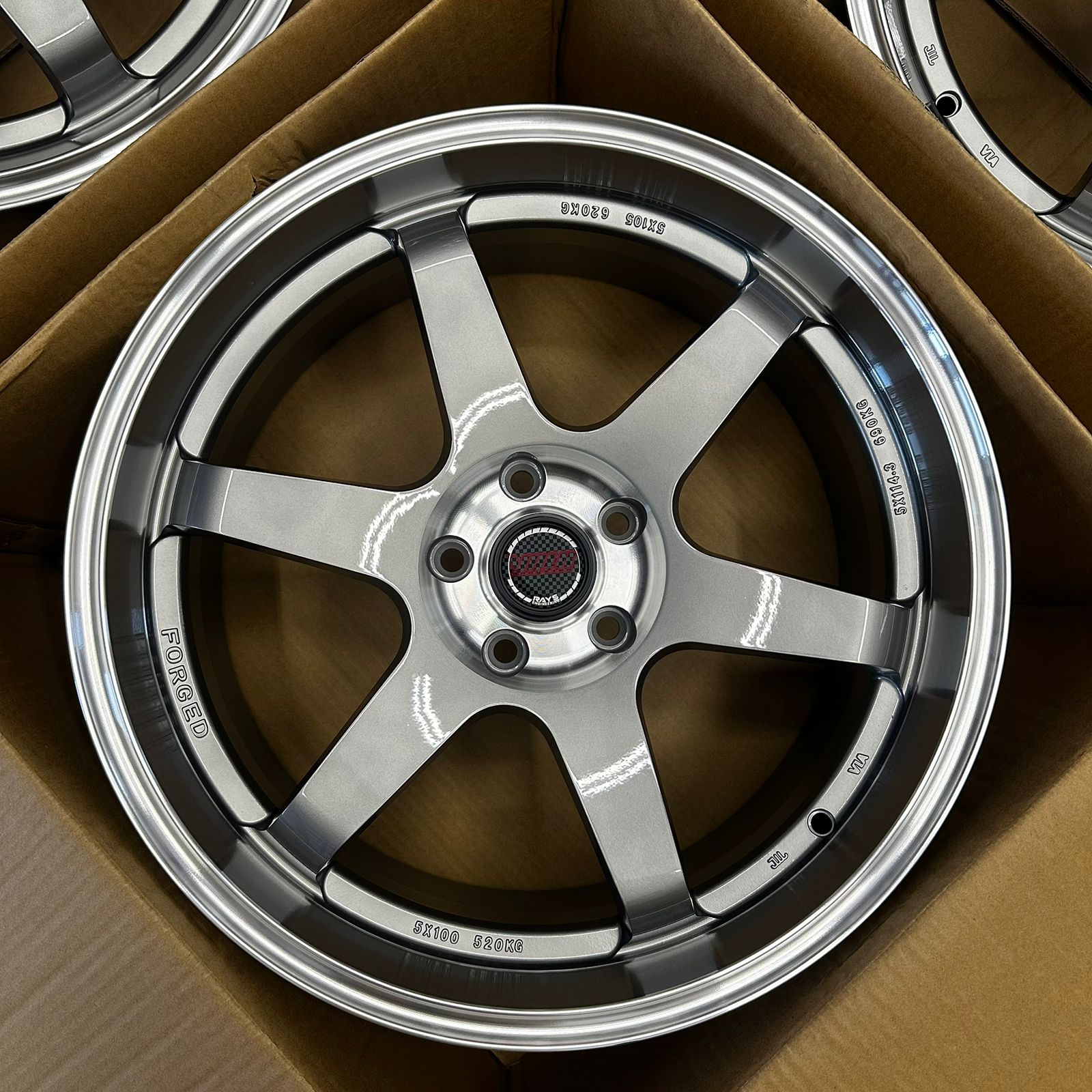 Комплект дисков Volk Racing TE37 R19 8.5J ET35 5x114.3 4