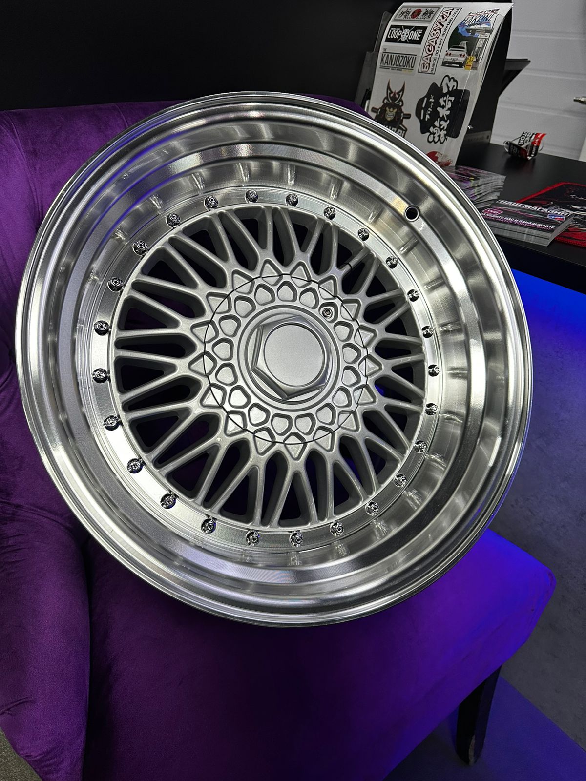 Комплект разношироких дисков BBS RS R18 8J ET32 9.5j ET30 5x112 / 120 (серебро)