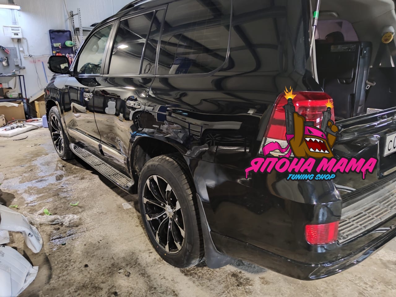 Обвес Executive Toyota Land Cruiser 200 2