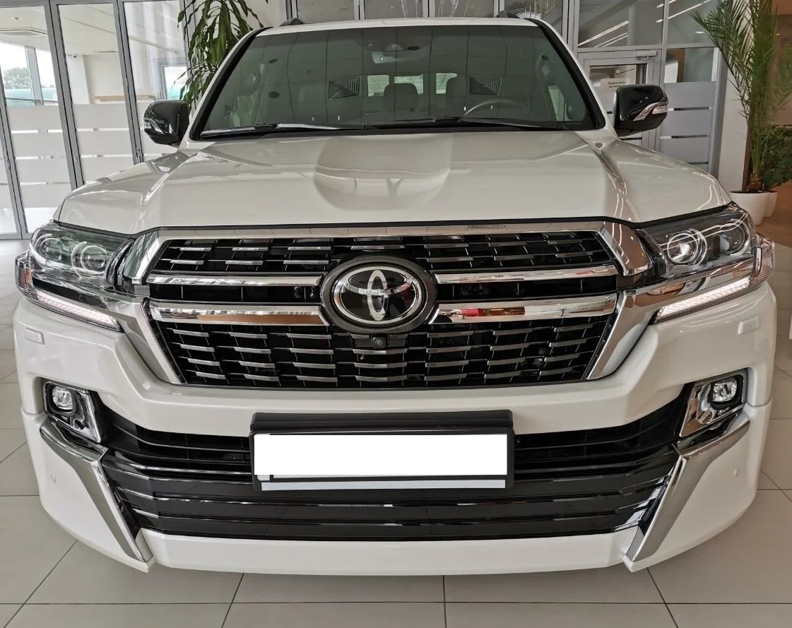 Обвес Executive Lounge Toyota LC 200 2021 (Белый) 6