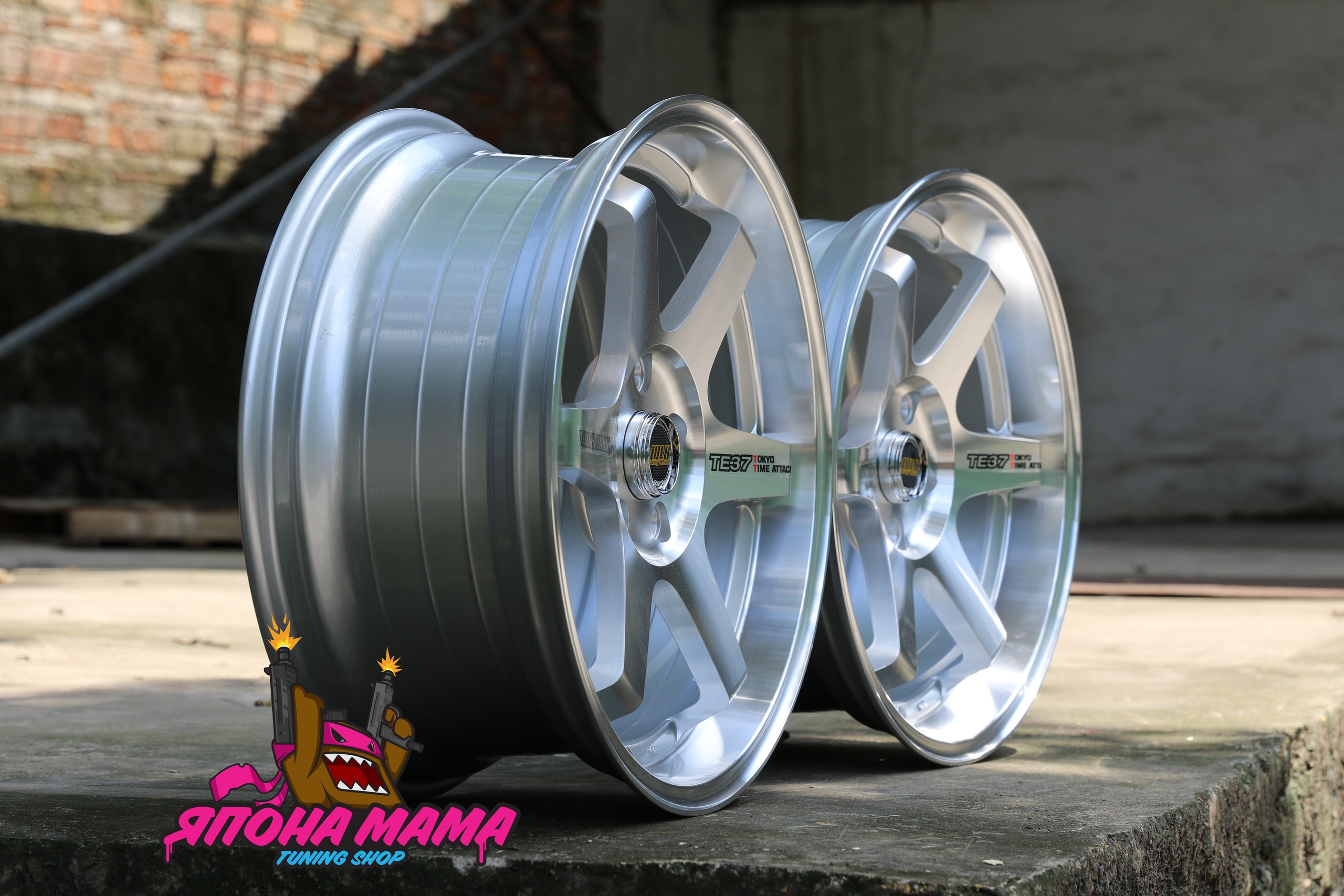 Комплект дисков Volk Racing TE37 R18 8j ET40 5x114.3 с полкой (анодированный) 4