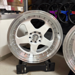 Комплект дисков Rotiform R17 8J ET30 4x100/114.3 (Белые) 5