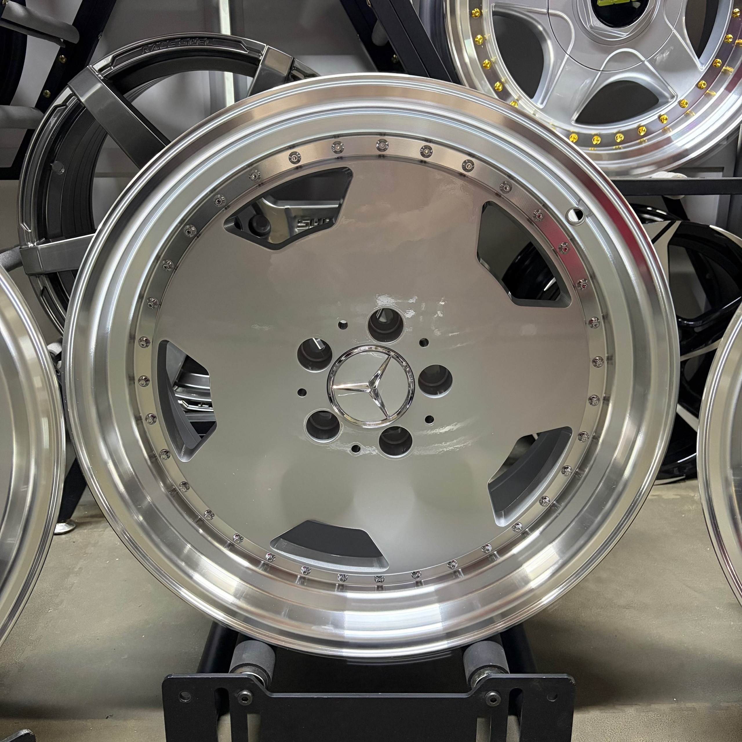 Комплект дисков PERFORMA 25 R18 8j ET30 5x112 2