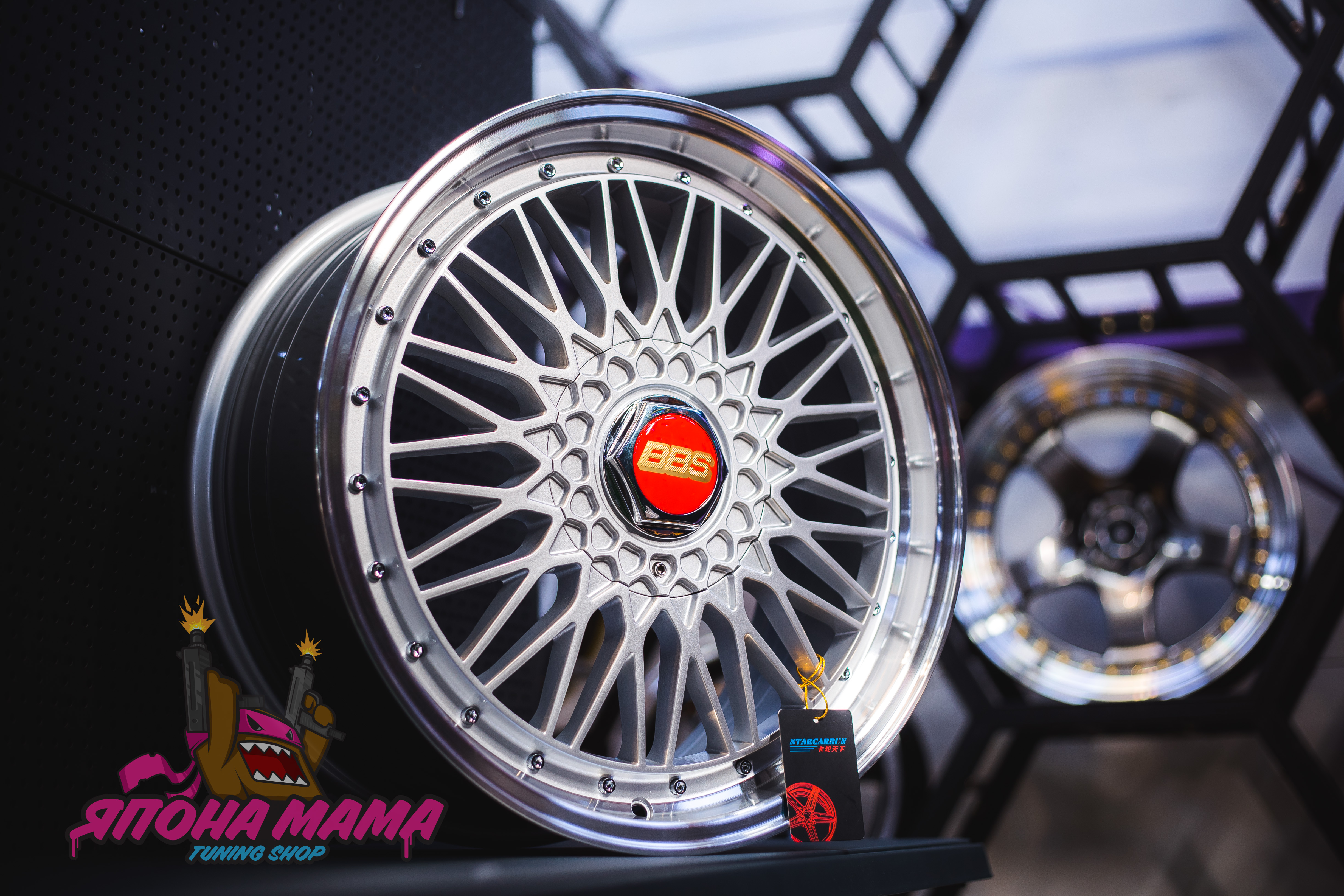 Комплект дисков BBS RC NEW R18 8j ET40 5x112 (серебро)