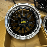 Комплект дисков BBS LM R17 7.5j ET38 4x100 (черные) 2