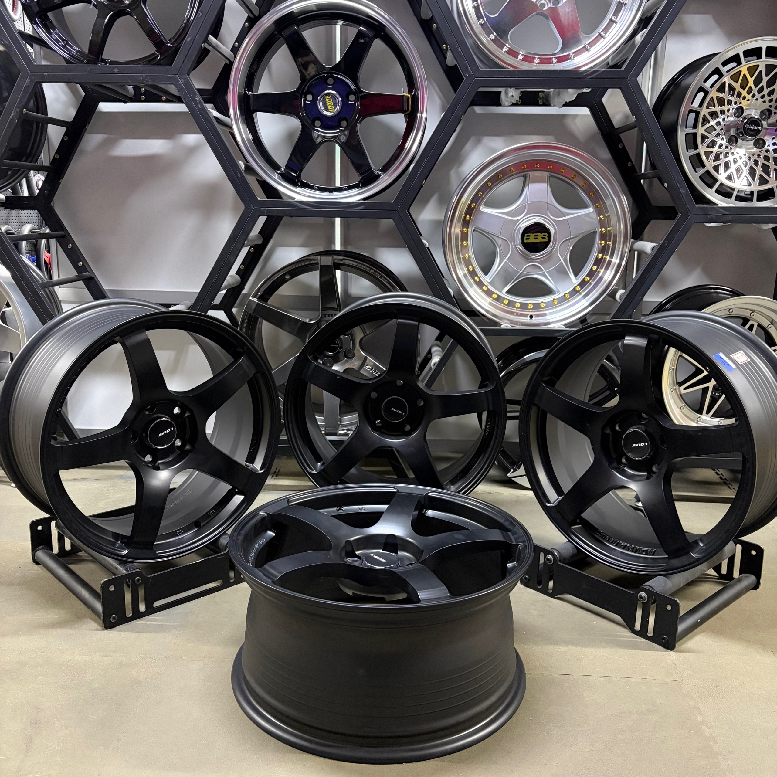 Комплект дисков Advan GT R18 8.5J ET38 5x114.3 (black) 1