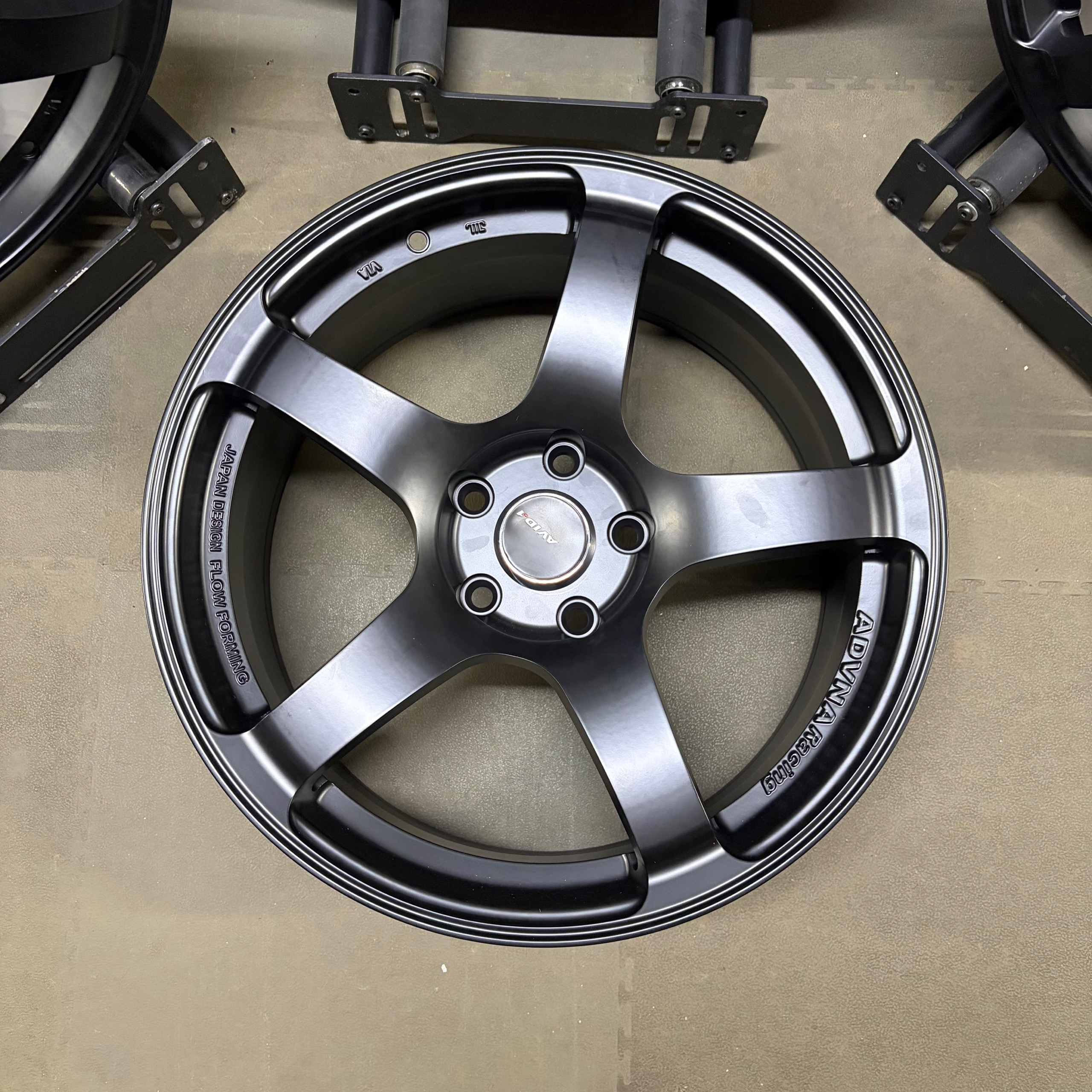 Комплект дисков Advan GT R18 8.5J ET38 5x114.3 (black) 5