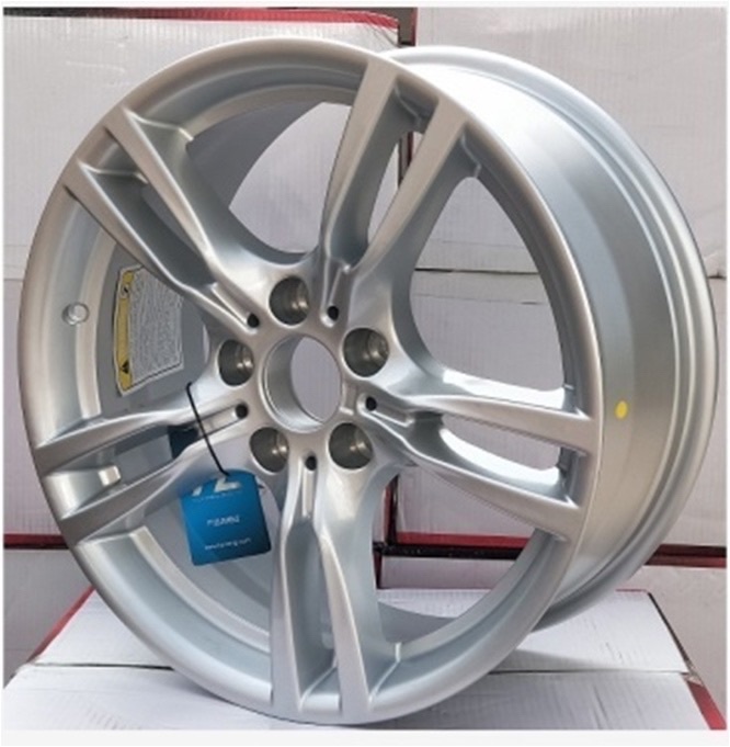 Комплект дисков BMW style R18 8J ET35 5x120 72.6