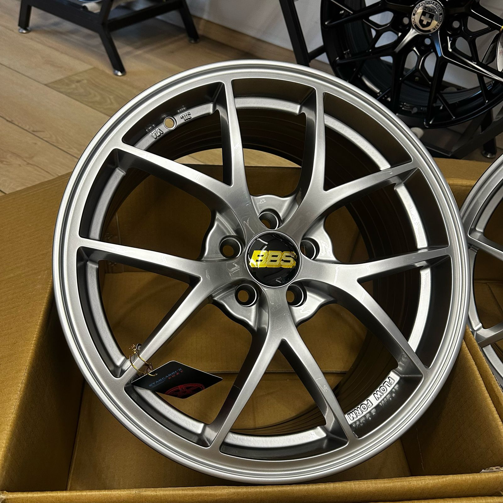 Комплект дисков BBS FI-R R18 8j ET35 5x108 (hyper black) 4