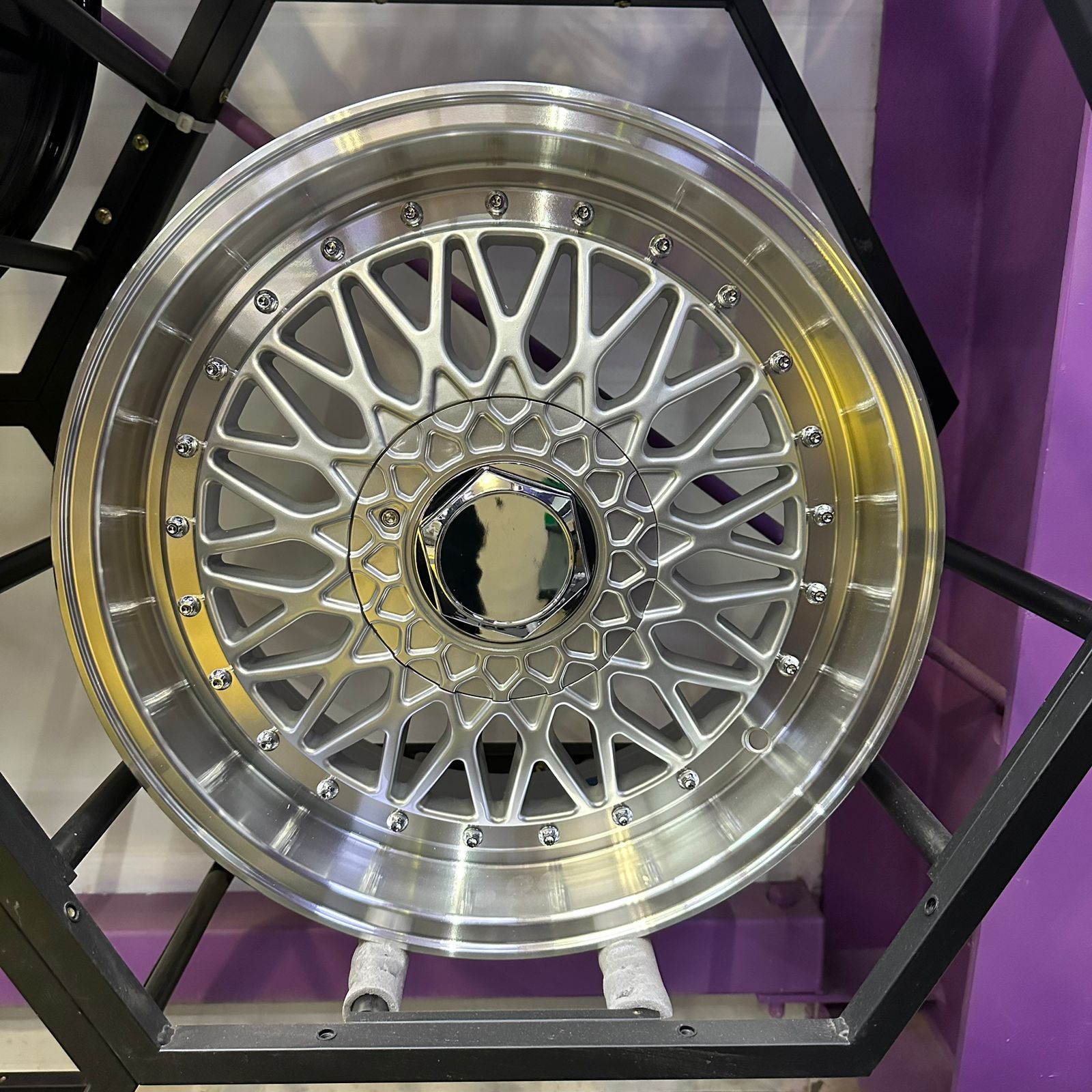 Комплект дисков BBS RS R17 7.5j ET30 5x114.3 (серебро)