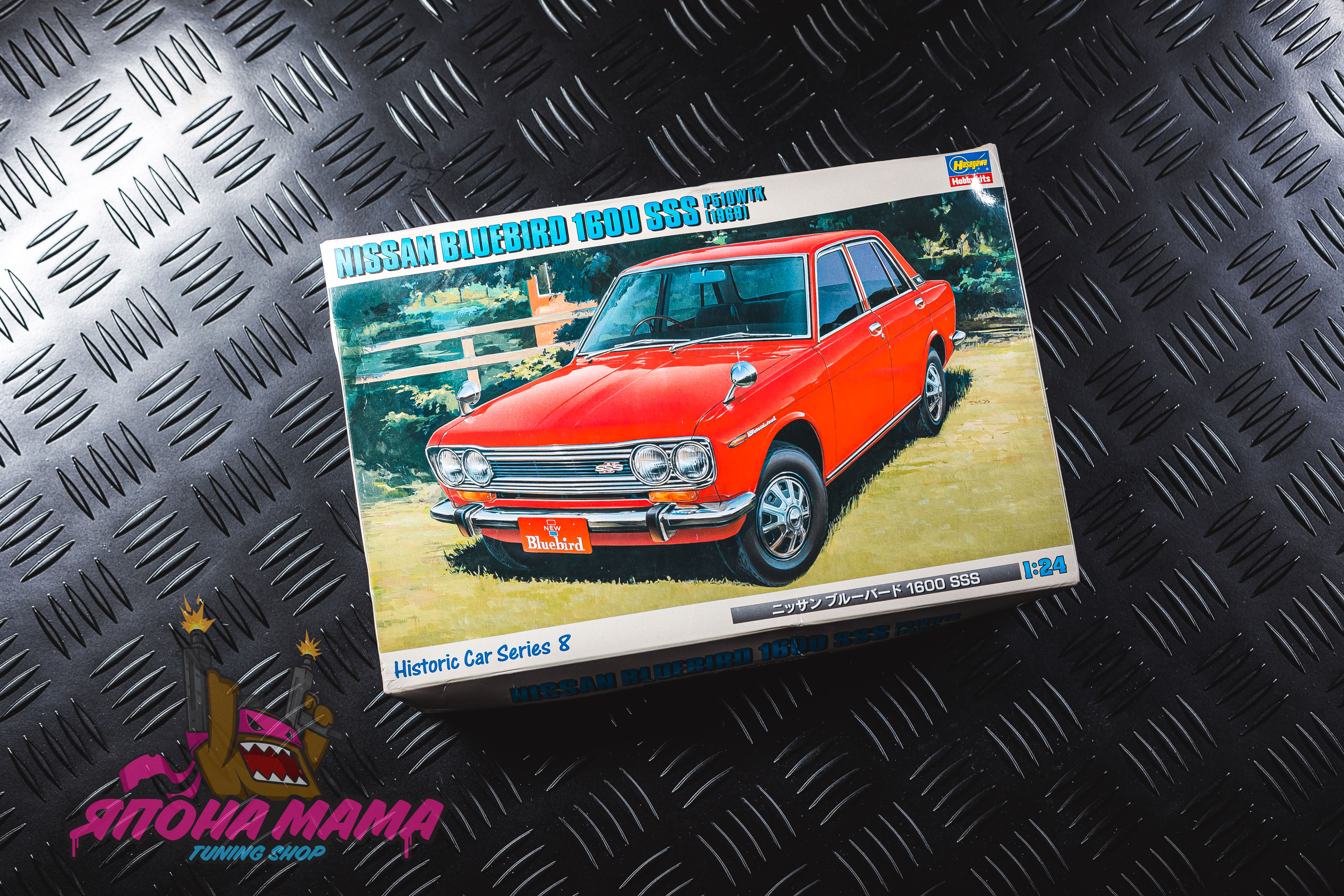 Сборная модель NISSAN BLUEBIRD 1600 SSS `1969 1