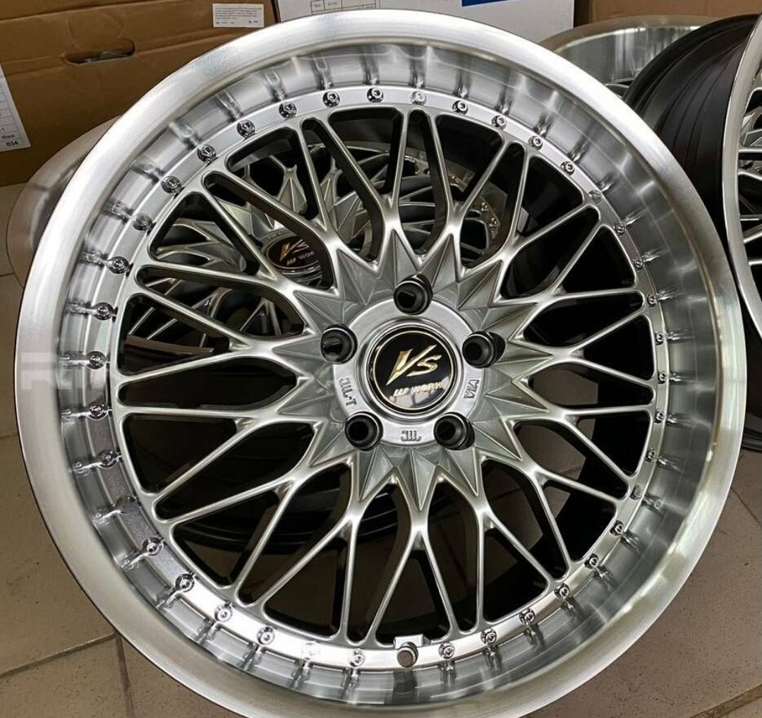 Комплект дисков Work VS R18 9.5J ET22 5x114.3