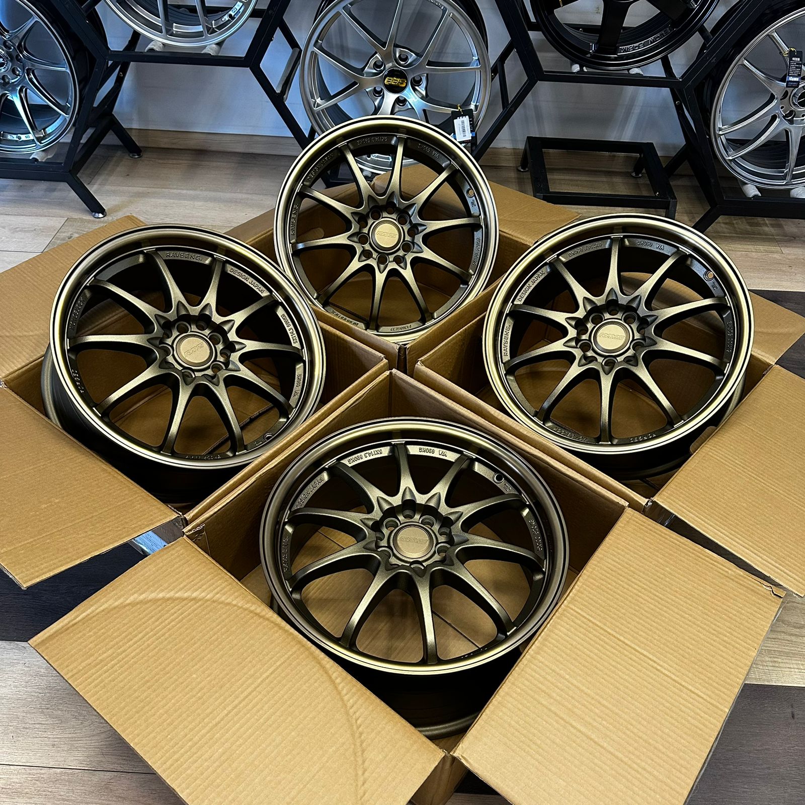 Комплект дисков RAYS Volk Racing CE28 R17 7.5j ET40 5x100/5x114.3 (бронзовые) 2
