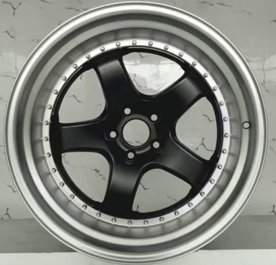 Комплект дисков Work Meister R19 9.5J ET22 5x112 (черные с серебристой полкой)