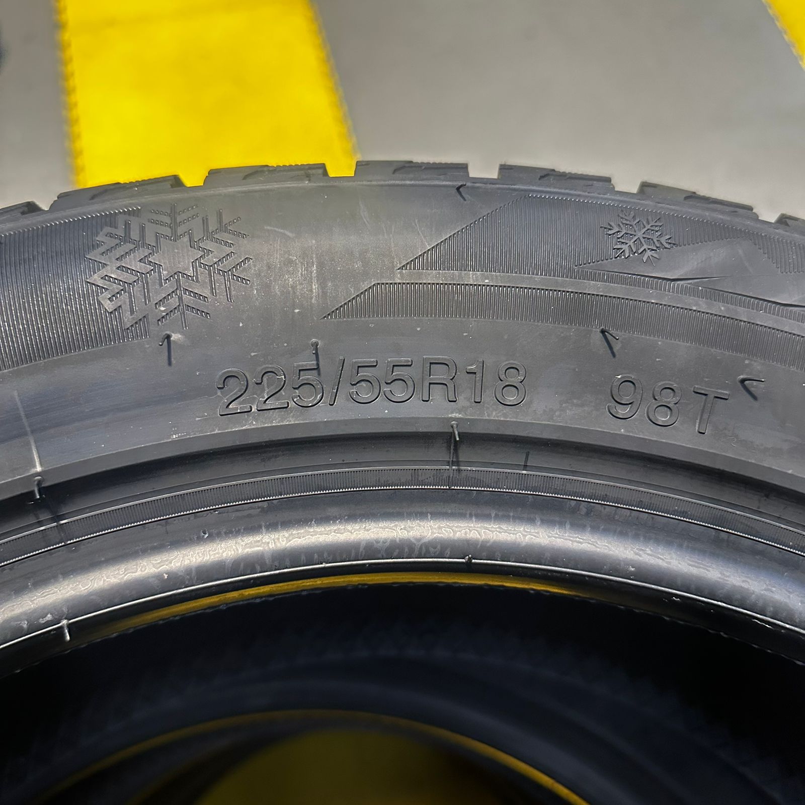 Шины YATONE WINTER PRO 225/55 R18 98T 4