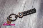Плетёный кожаный брелок (BMW)