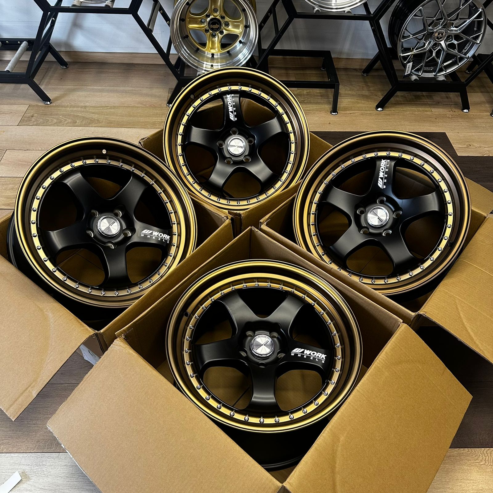 Комплект дисков WORK Meister S1 R18 9.5j ET22 5x114.3 (черные с бронзовой полкой) 2