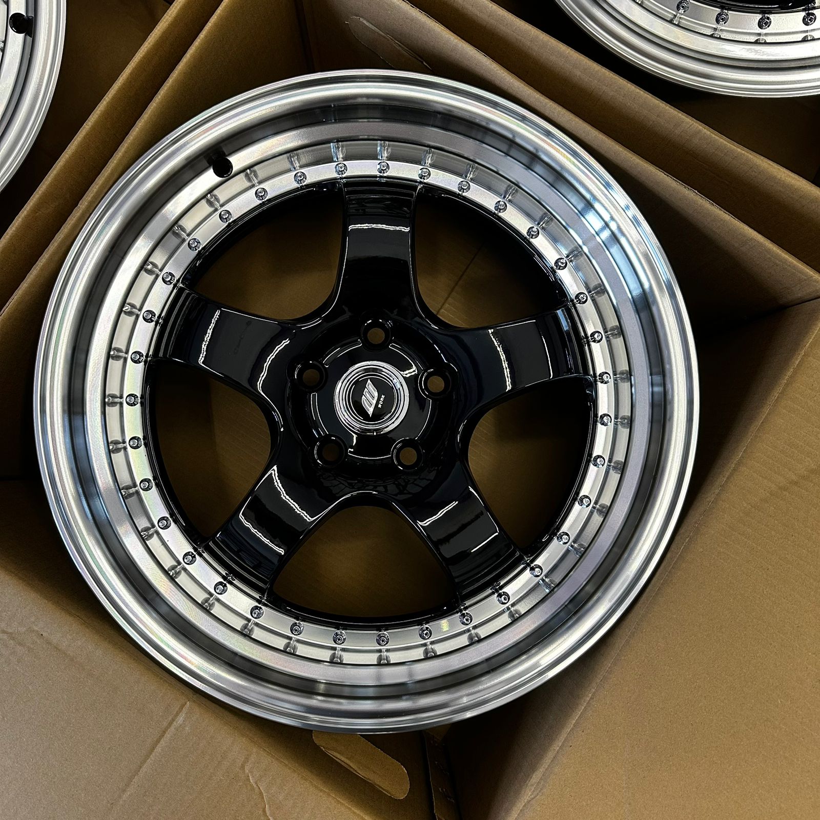 Комплект дисков WORK Meister S1R R18 8.5j ET30 5x114.3 (черные с хром полкой) 5