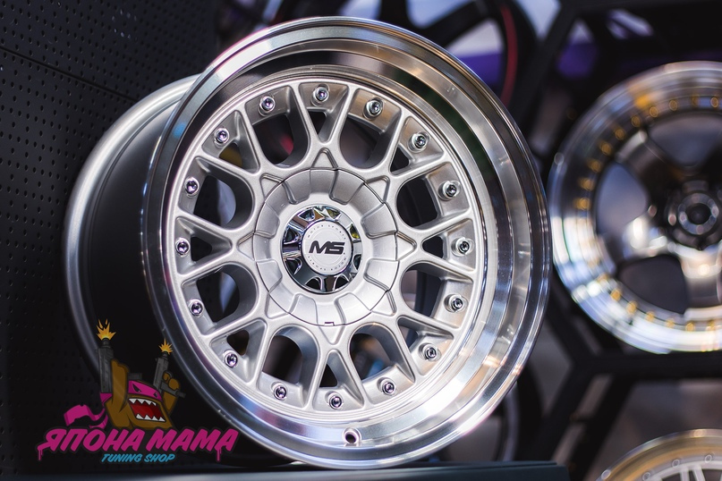 Комплект дисков BBS NEW R18 9J ET40 5x108 (серебро)