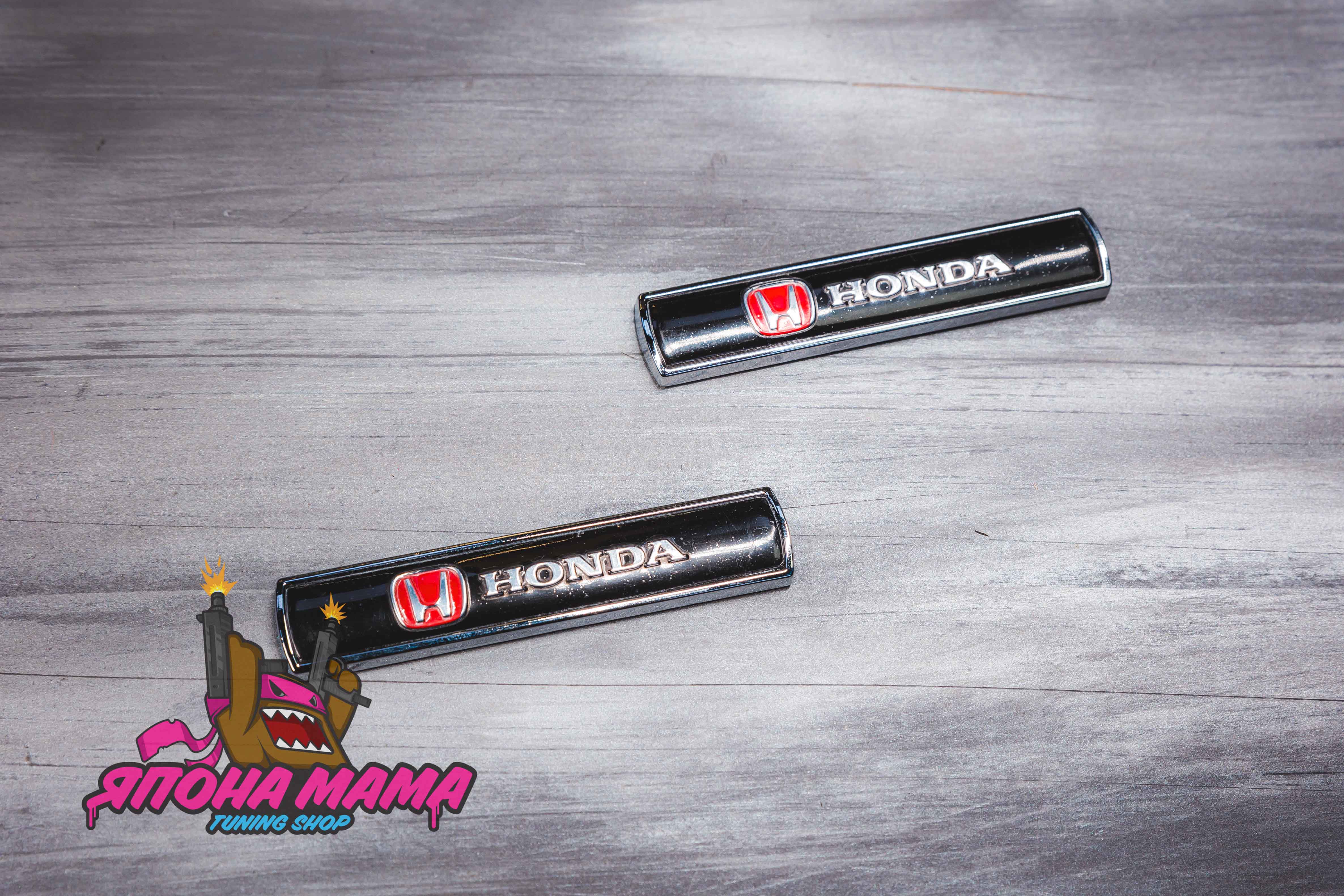 Шильдики Honda малые (черный)