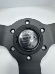 Спортивный руль momo Black Edition из замши 4