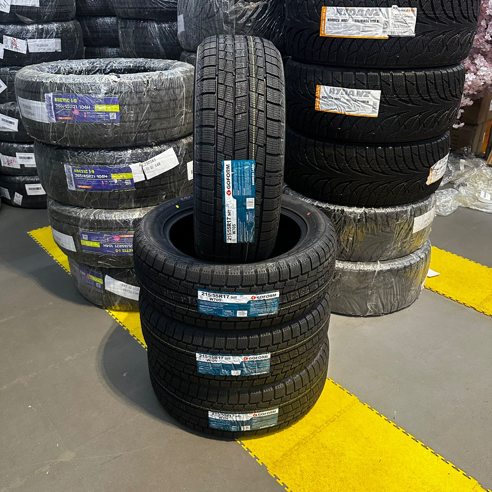 Шины GOFORM Winter W705 215/55 R17 94T 2