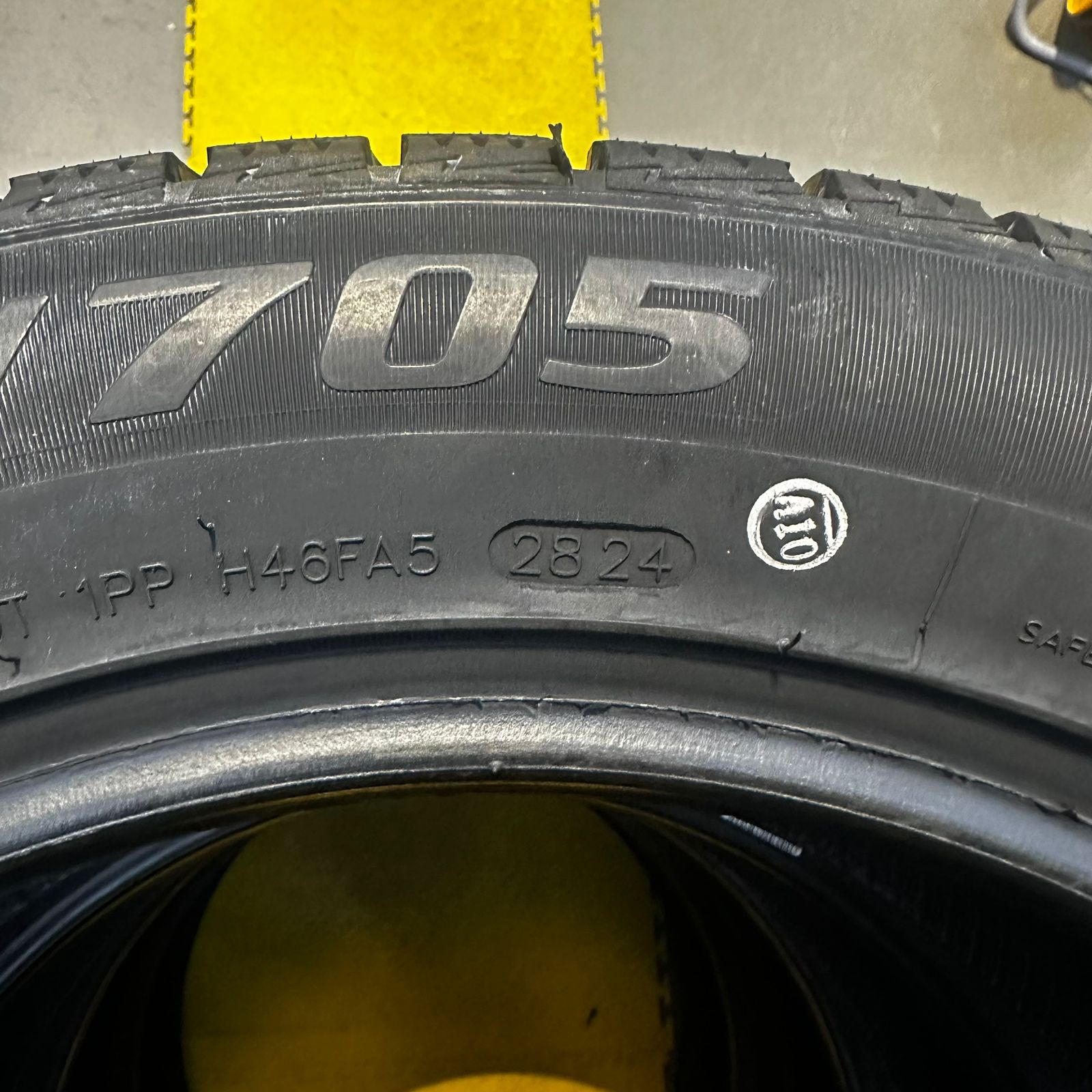 Шины GOFORM Winter W705 215/55 R17 94T 5