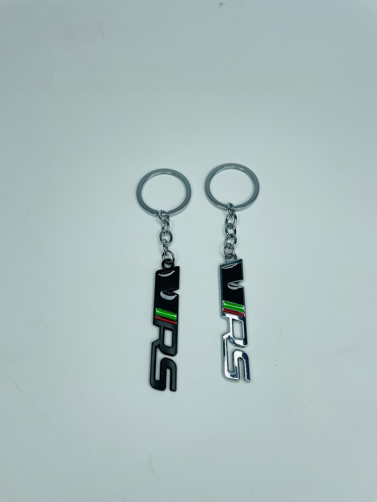 Брелок Skoda RS для ключей металлический