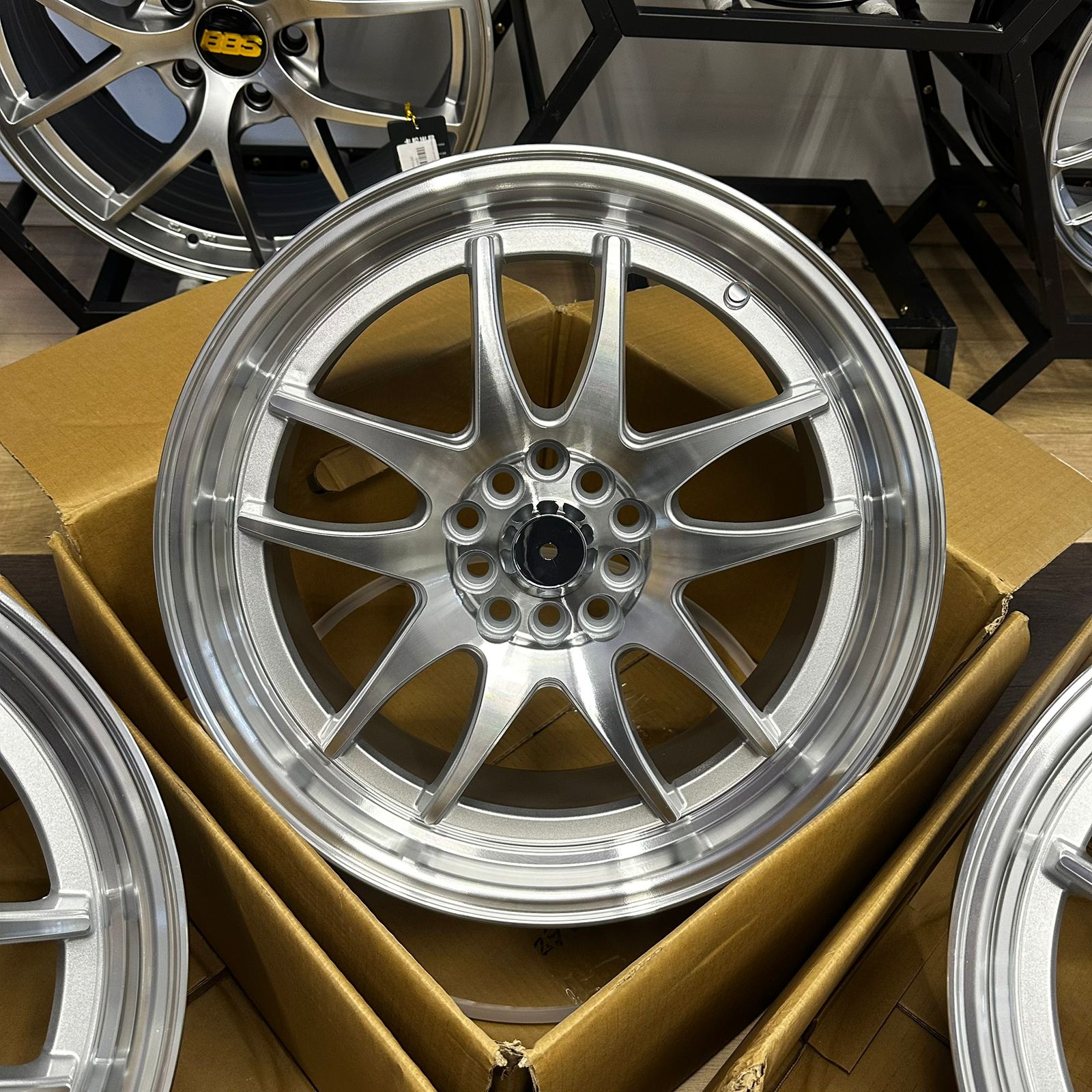 Комплект дисков Work Emotion CR2P с полкой R17 8j ET35 5x100/5x114.3 (анодированные) 3