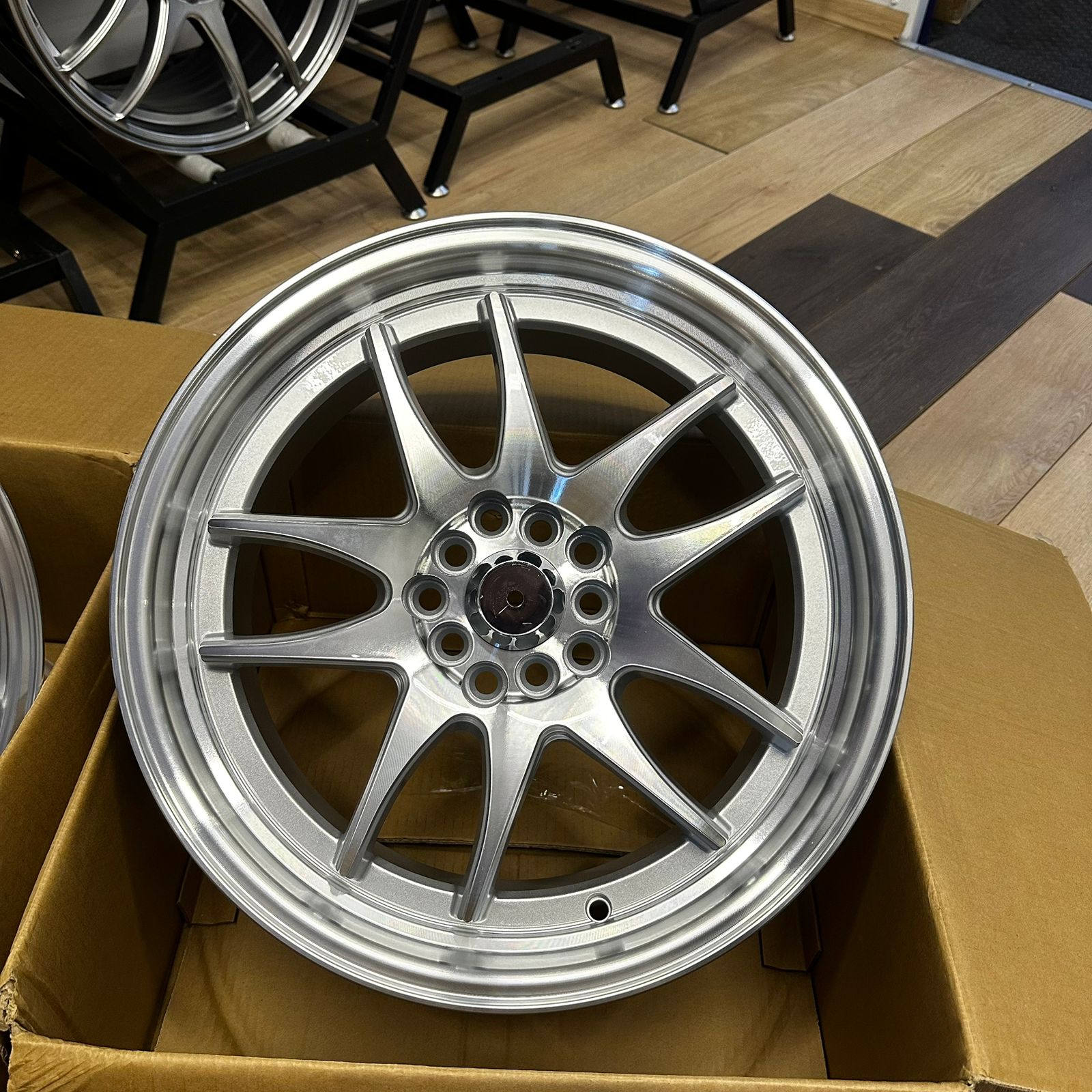 Комплект дисков Work Emotion CR2P с полкой R17 8j ET35 5x100/5x114.3 (анодированные) 5