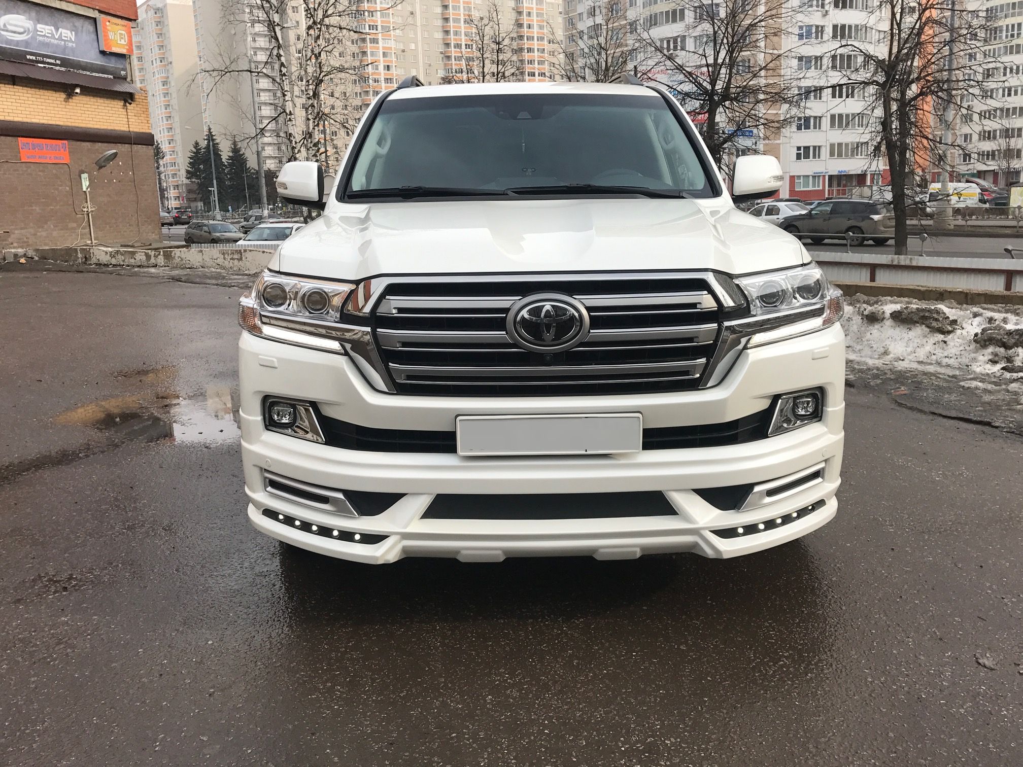 Обвес WALD на Land Cruiser 200 2016+ без фендеров 3