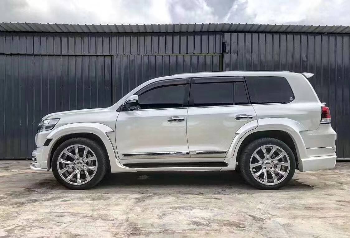 Обвес WALD на Land Cruiser 200 2016+ с фендерами 2