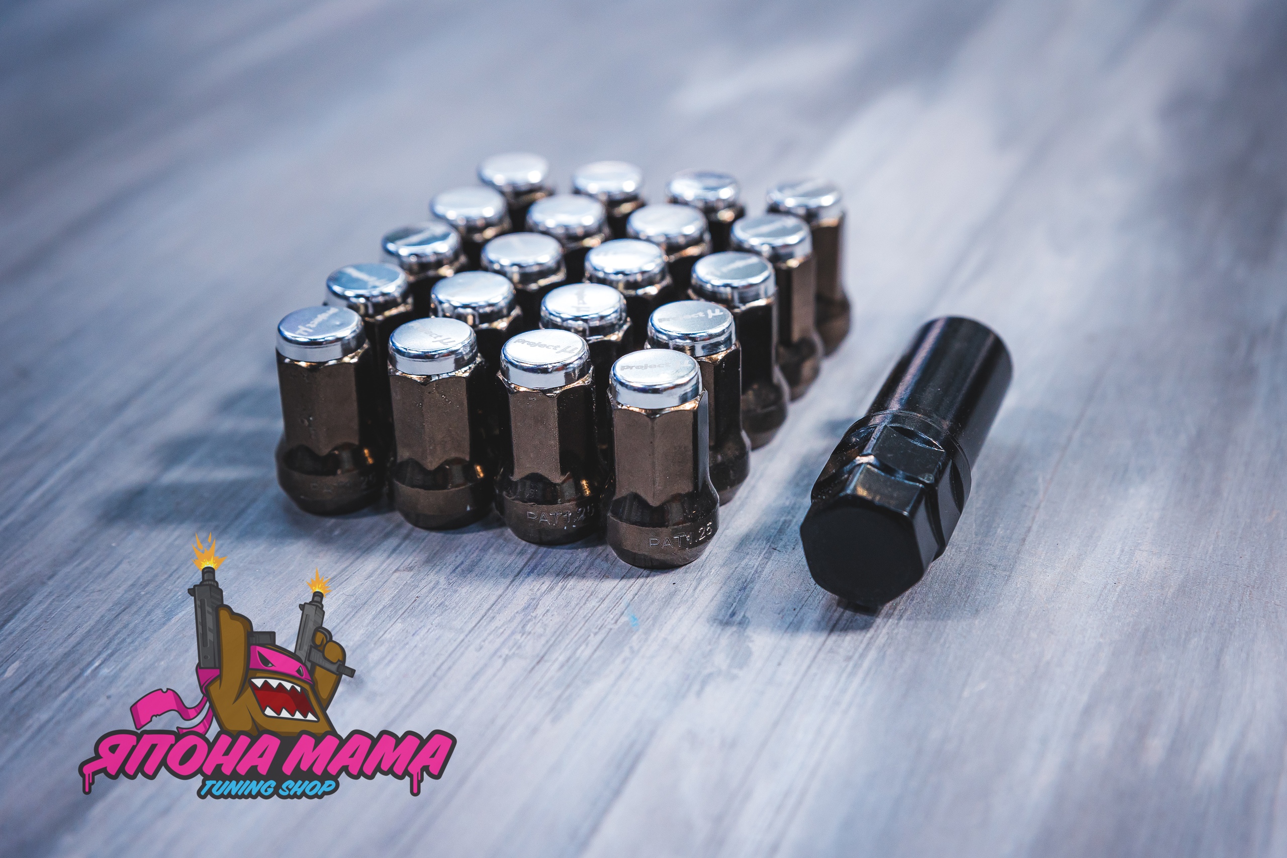 Спортивные стальные колесные гайки Project MU Super 7 lock (серебристые) (1.5)